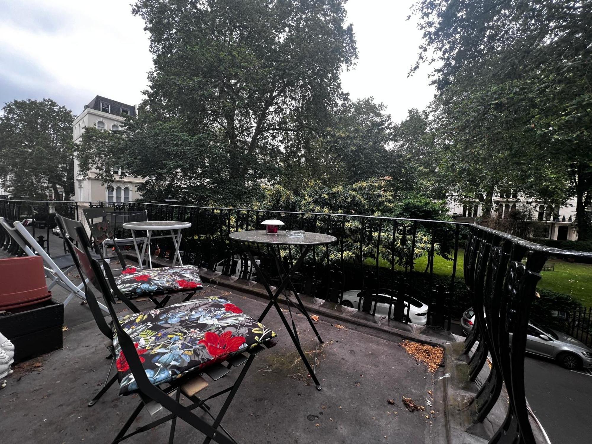 Hyde Park Studio Has Private Balcony With Tranquil Garden View Londra Dış mekan fotoğraf